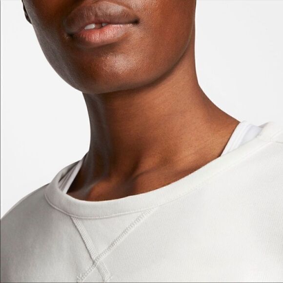 NIKE Yoga Wrap Open Back Cover-Up NWT - Picture 4 of 6